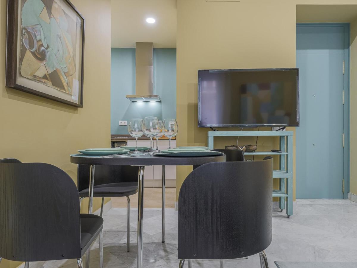 Tomas De Ibarra Apartment Севиля Екстериор снимка